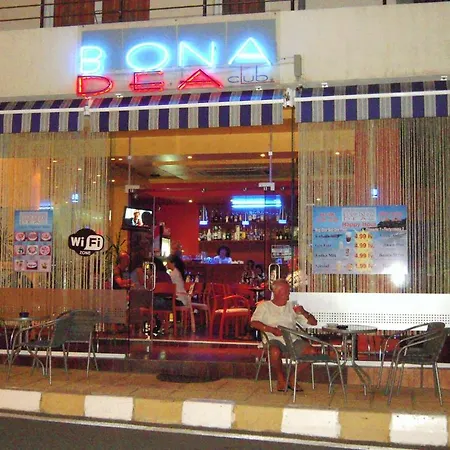Bona Dea Club 2* 圣弗拉斯